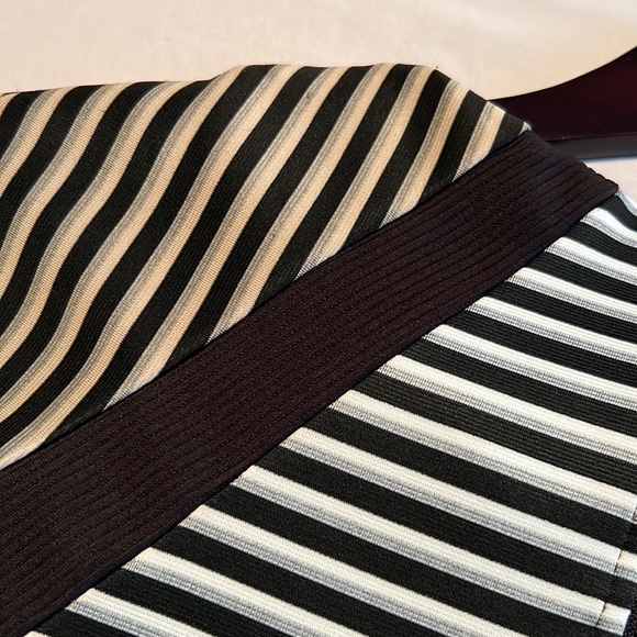 Striped stretchy minidress - Picture 4 of 9